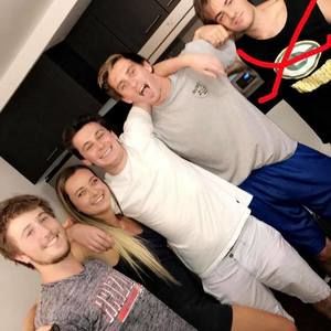 Meet your Posher, Robbie